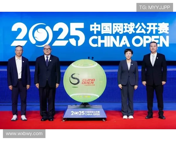 2025网球年终总决赛激战正酣 新星崭露头角老将再展雄风