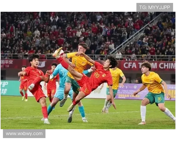 中国足球联赛新赛季揭幕战精彩纷呈 传统豪门迎来挑战新人崭露头角