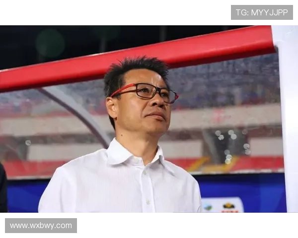 查尔顿俱乐部主帅调整引发热议球队重组计划或迎重大转折