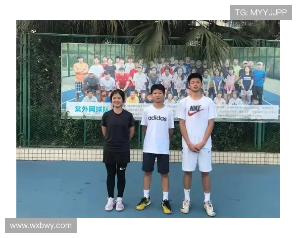 网球赛季新动态:全球排名震荡 男子单打冠军之争愈加激烈 网球赛季新动态:全球排名震荡 男子单打冠军之争愈加激烈