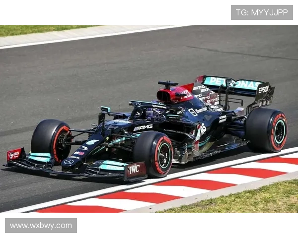 新赛季F1车队席位震荡持续发酵引发全球车坛广泛关注热议话题升 新赛季F1车队席位震荡持续发酵引发全球车坛广泛关注热议话题升