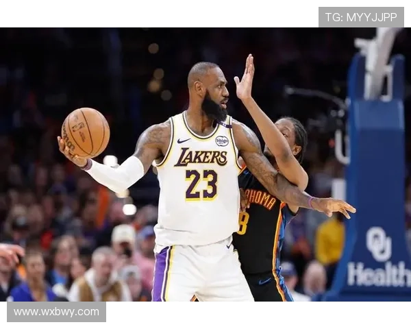 NBA最新动态:詹姆斯续约湖人球队阵容调整迎新赛季挑战 NBA最新动态:詹姆斯续约湖人球队阵容调整迎新赛季挑战