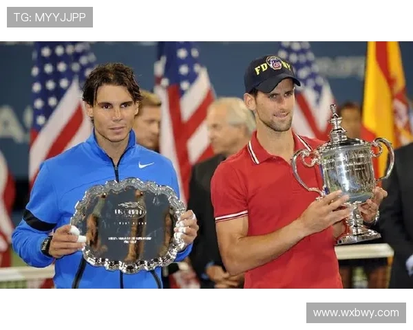 澳网男单赛场激烈角逐 纳达尔与德约科维奇迎来生死对决