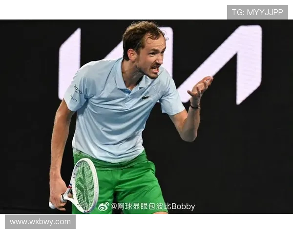 阿卡斯与梅德韦杰夫激战四小时决胜，网球赛季迎来新一轮精彩对决